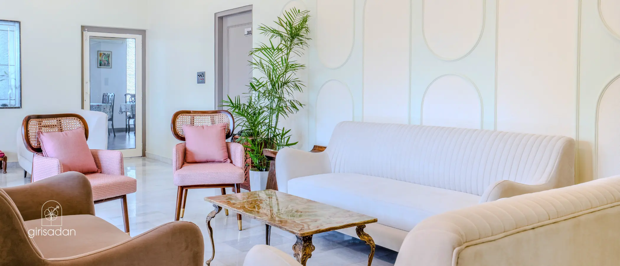 Girisadan Homestay new header1